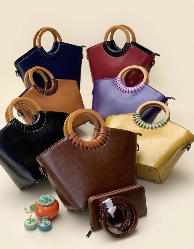 Wooden-Ring Leather Tote