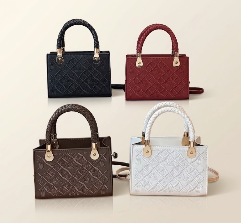 Box Embroidery Bag